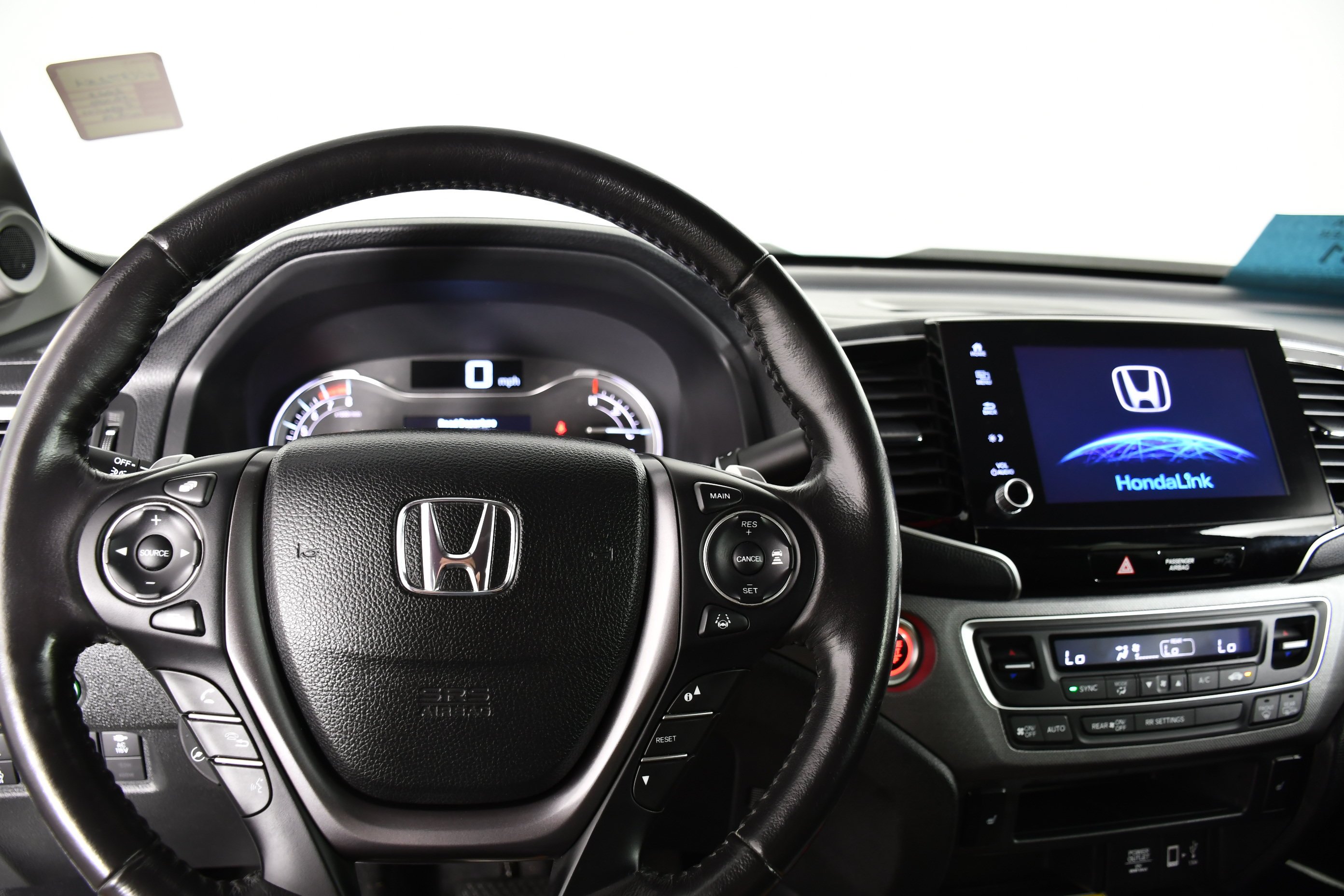 Certified Used 2023 Platinum White Pearl Honda AWD RTL-E image 17