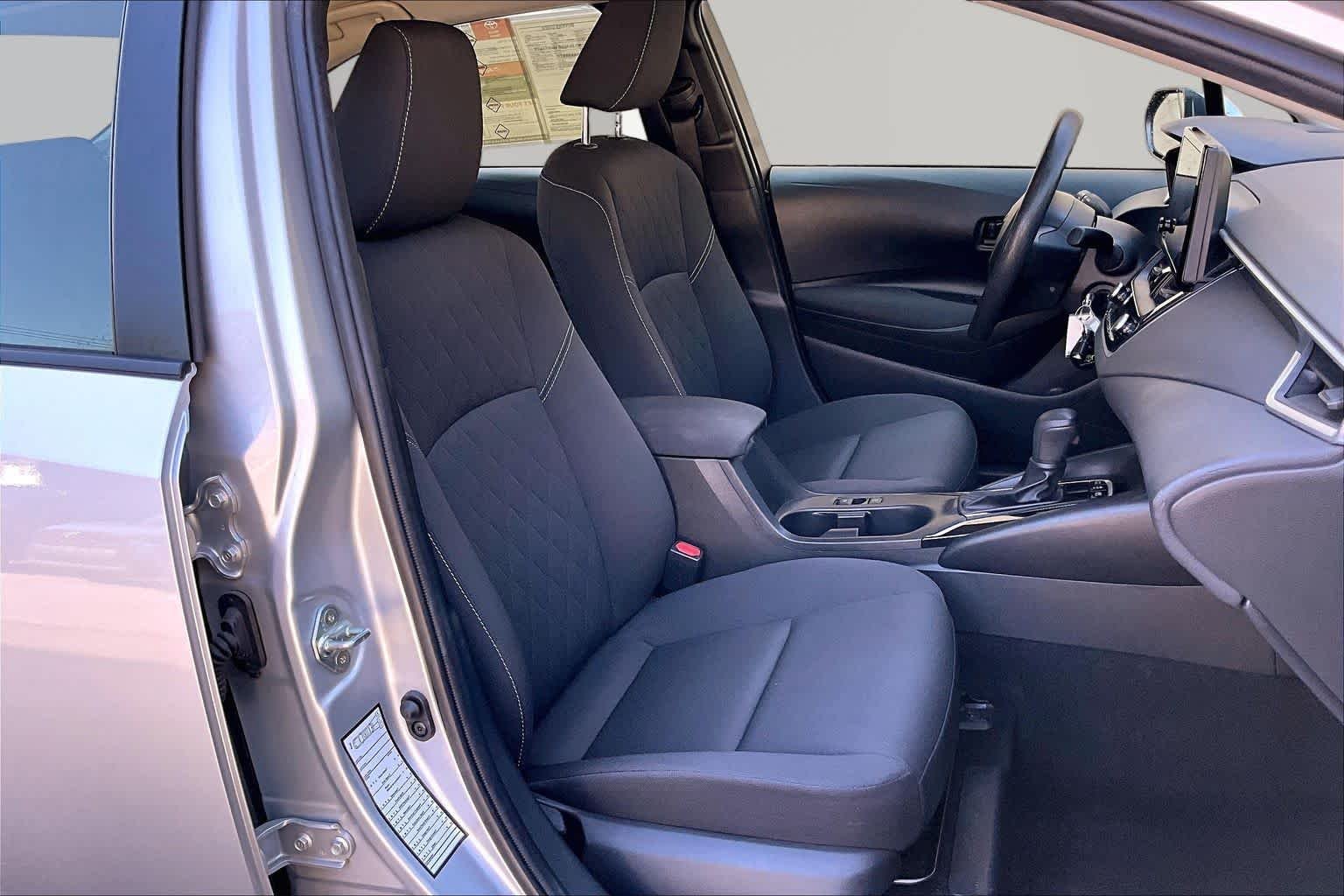 Used 2025 Classic Silver Metallic Toyota Hybrid LE image 9