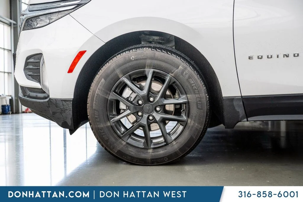 Used 2024 White Chevrolet LT image 36
