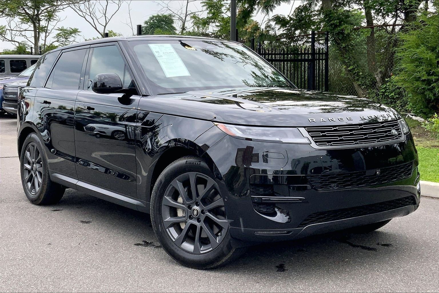 Certified Used 2025 Santorini Black Metallic Land Rover SE image 2