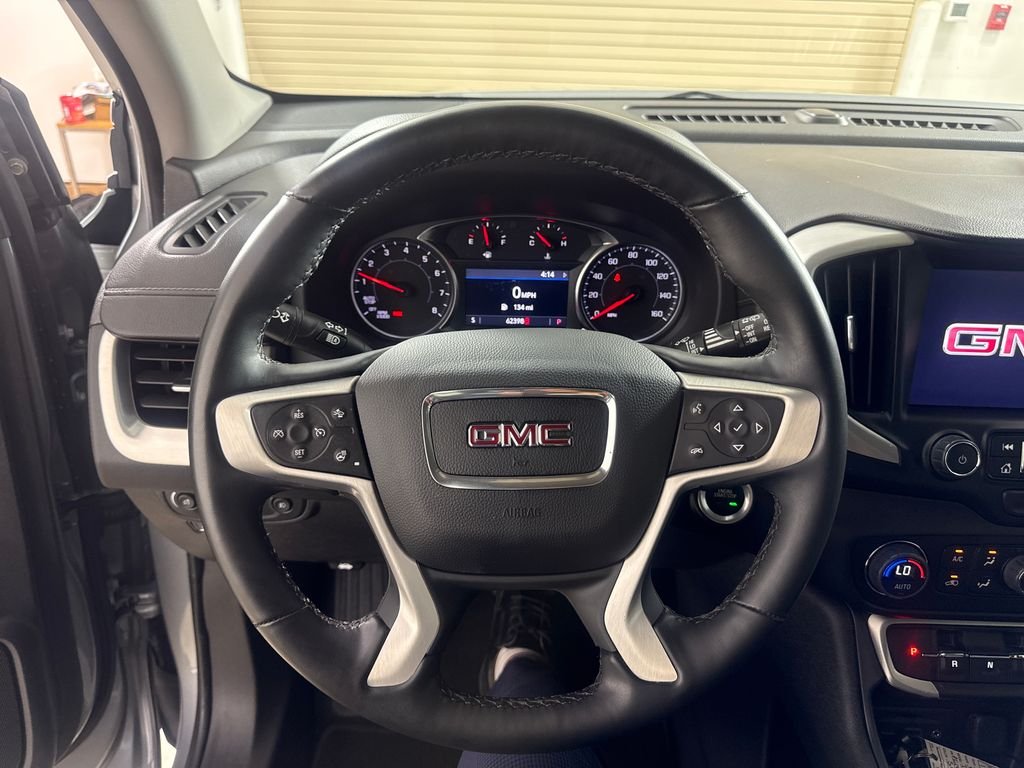 Used 2023 Silver GMC SLT image 18