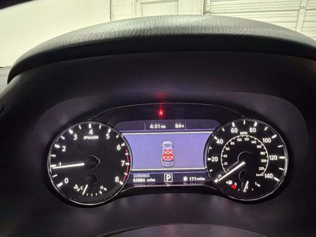 Used 2021 Blue INFINITI Sensory image 15