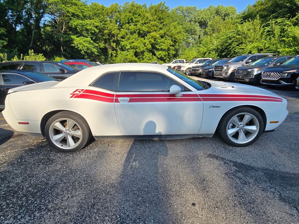 Used 2014 White Dodge R/T image 9