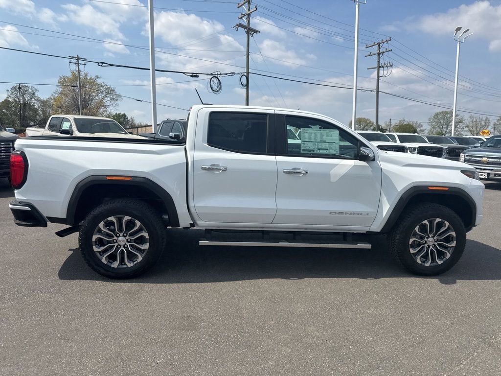 View vehicle photo 6