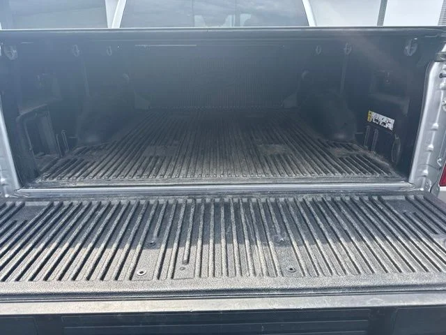 Used 2021 Silver Ford XLT image 13