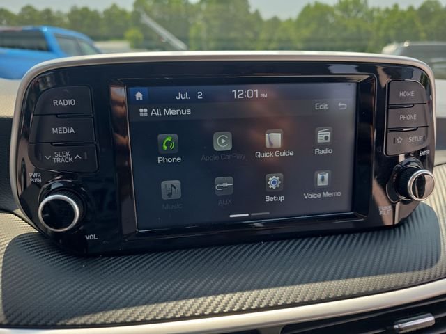 Used 2019 White Hyundai SE image 22