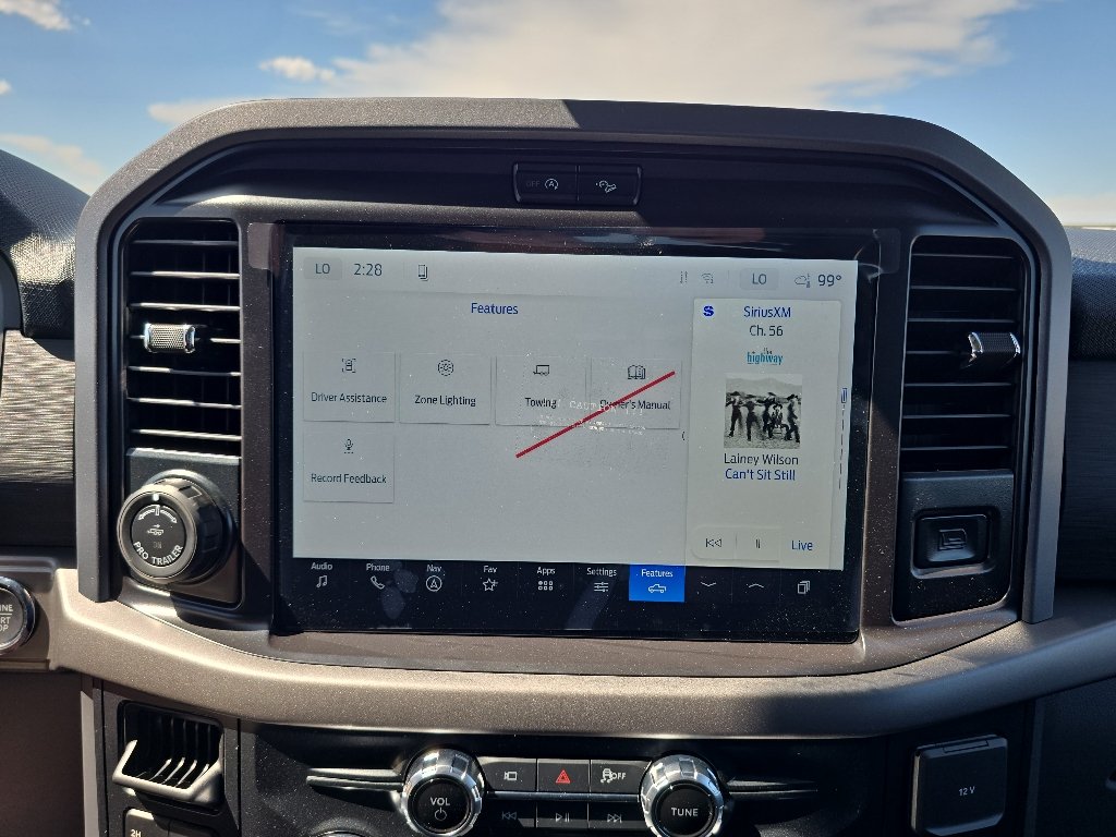 New 2026 Agate Black Metallic Ford XLT image 25