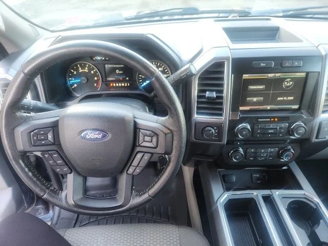 Used 2015 Blue Jeans Metallic Ford XLT image 14