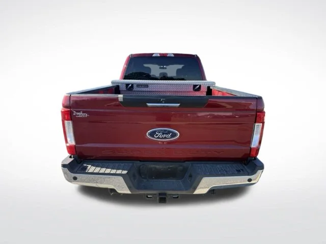 Used 2017 Red Ford XLT image 8