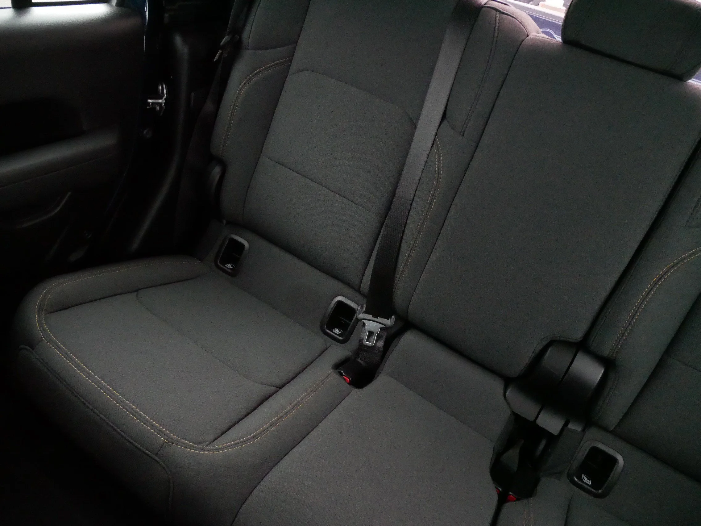 Used 2025 Fathom Blue Pearlcoat Jeep Sport S image 12