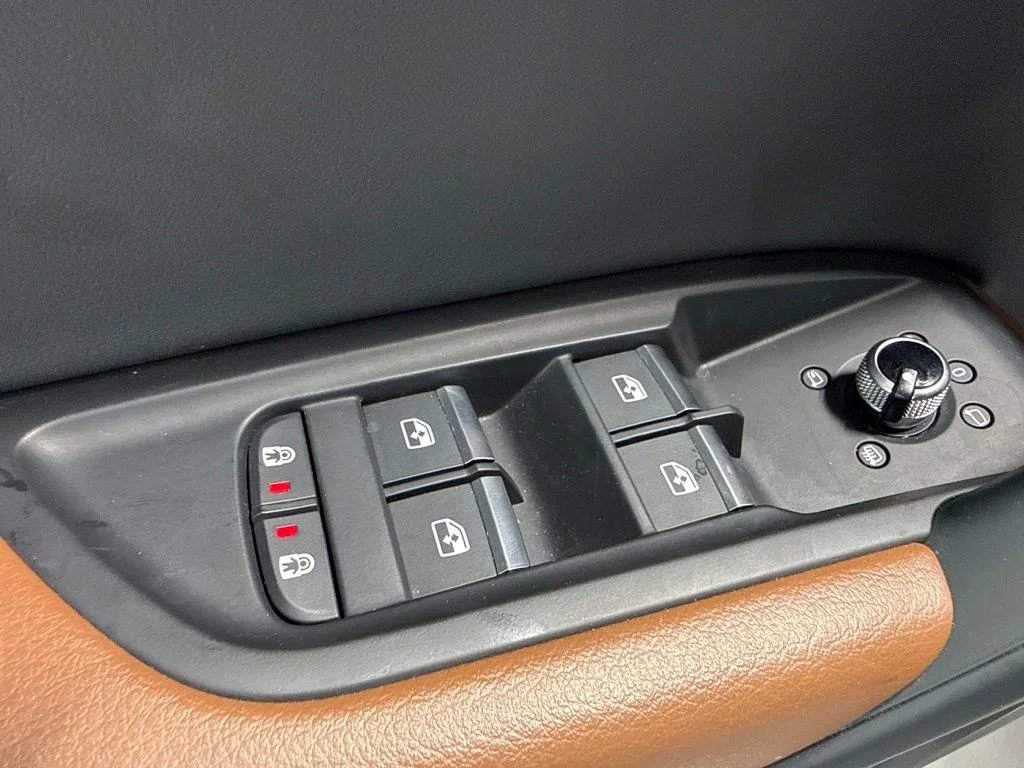 Used 2025  Audi 45 S line Premium Plus image 22