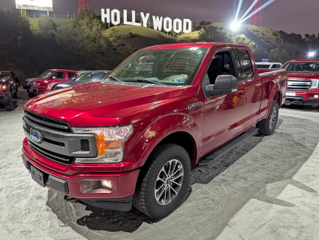 Used 2018 Ruby Red Metallic Ford XLT image 1