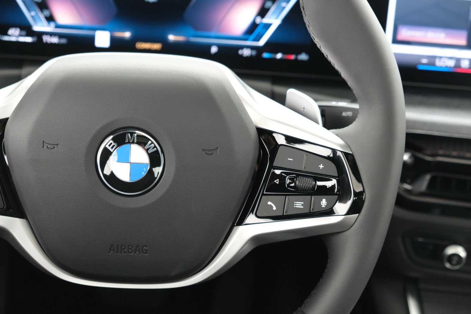 New 2026 Mineral White Metallic BMW 330i xDrive image 19