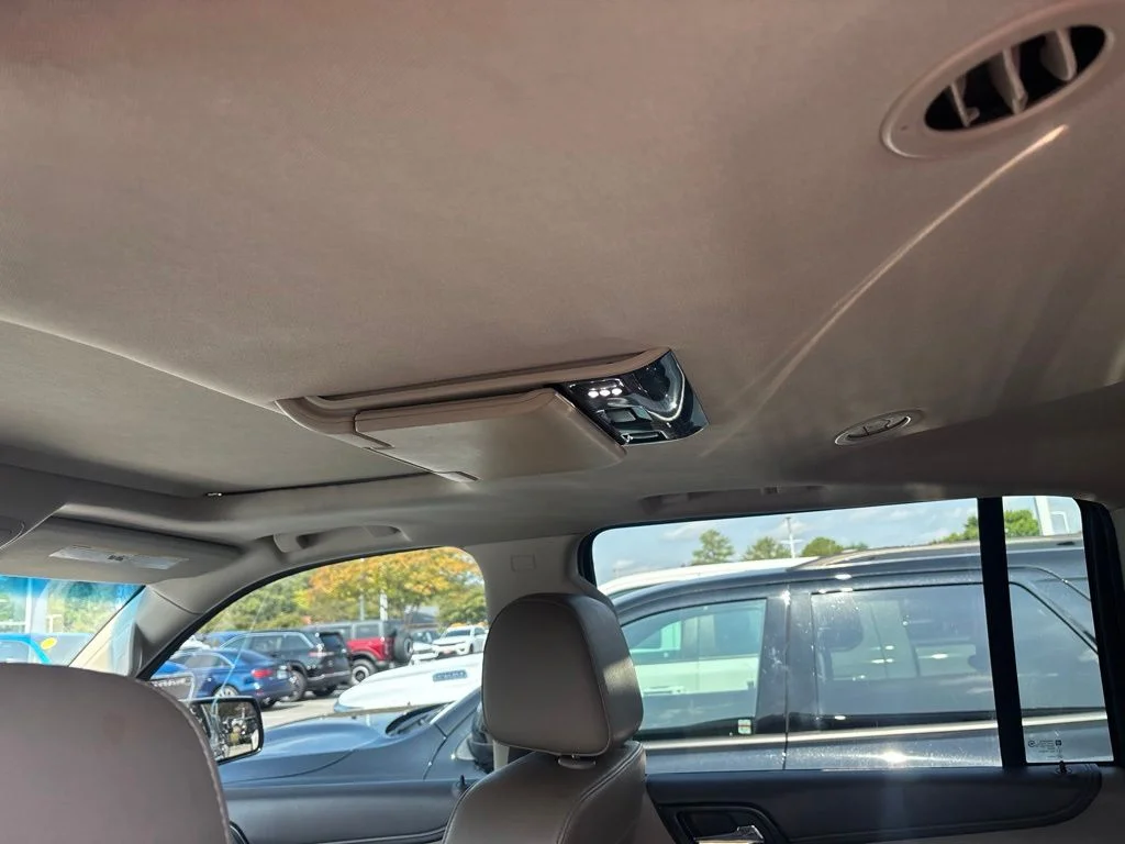 Used 2018 White Chevrolet Premier image 12