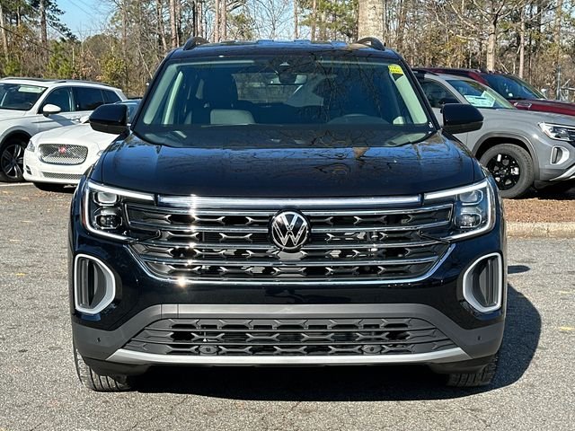 New 2026 Black Volkswagen 2.0T SE w/Technology image 2