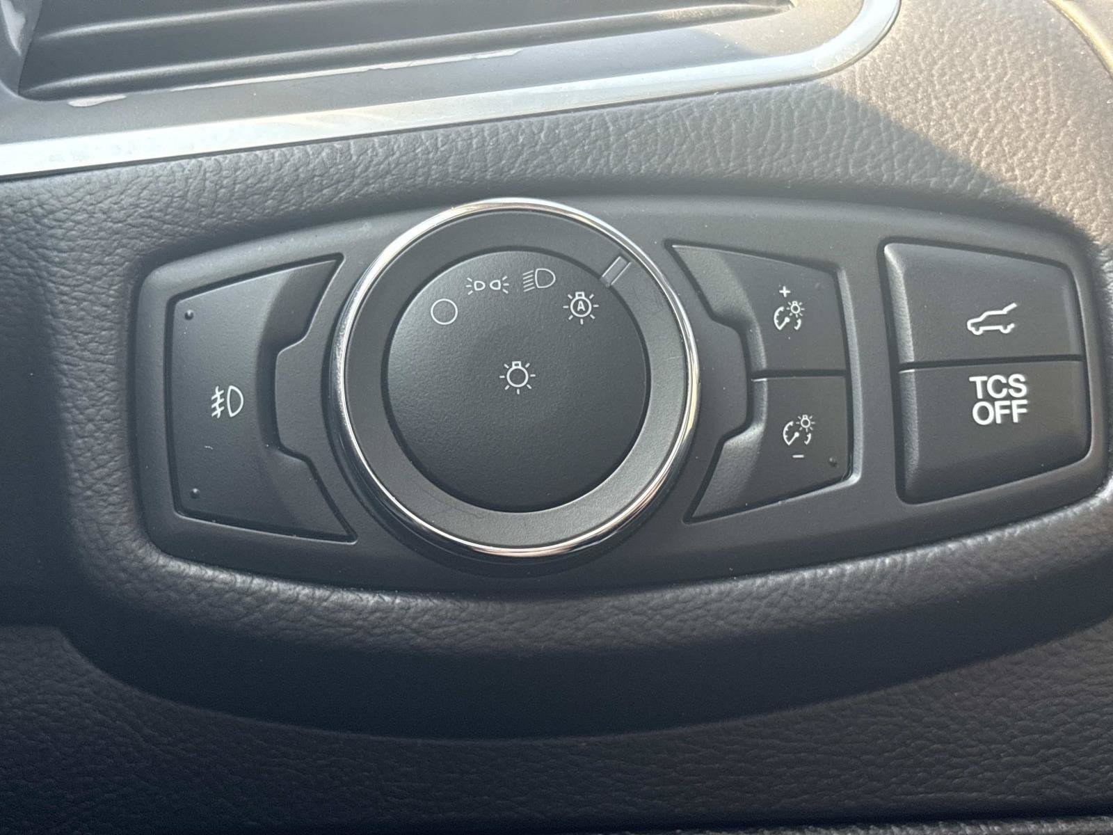2024 Ford Edge Titanium - Photo 21