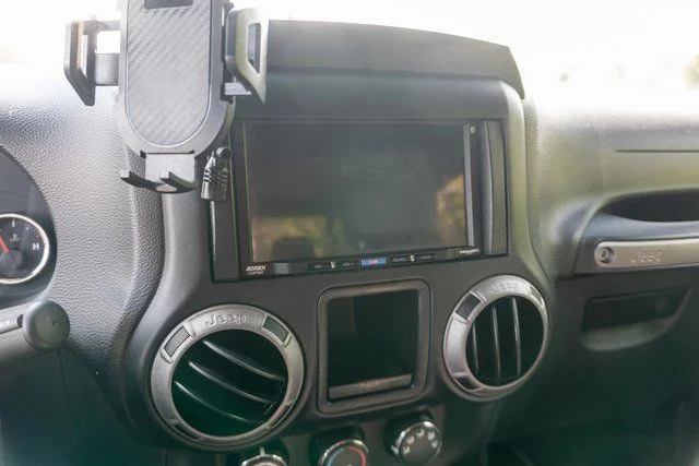 Used 2016 Black Jeep Sport image 17