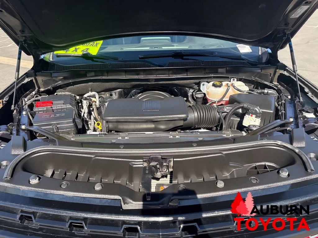 Used 2024 Dark Ash Metallic Chevrolet Z71 image 29