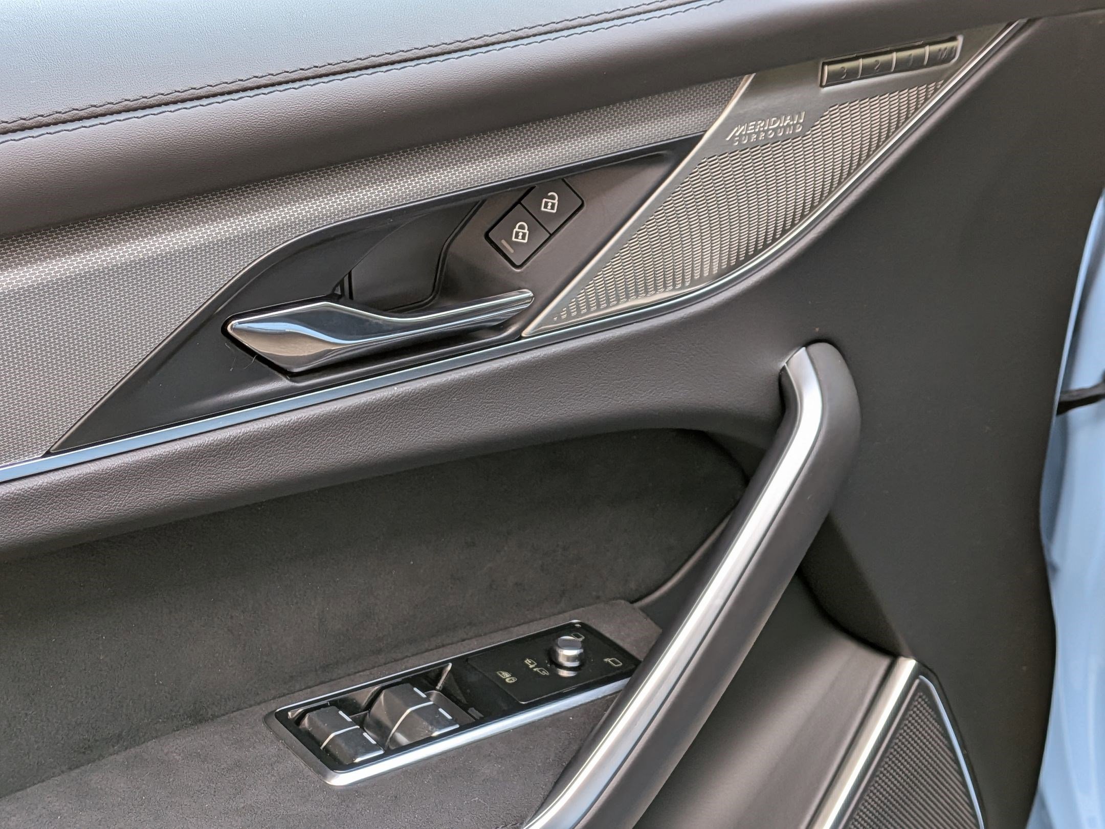 New 2026 Chalk Blue JAGUAR SVR 575 Final Edition image 12
