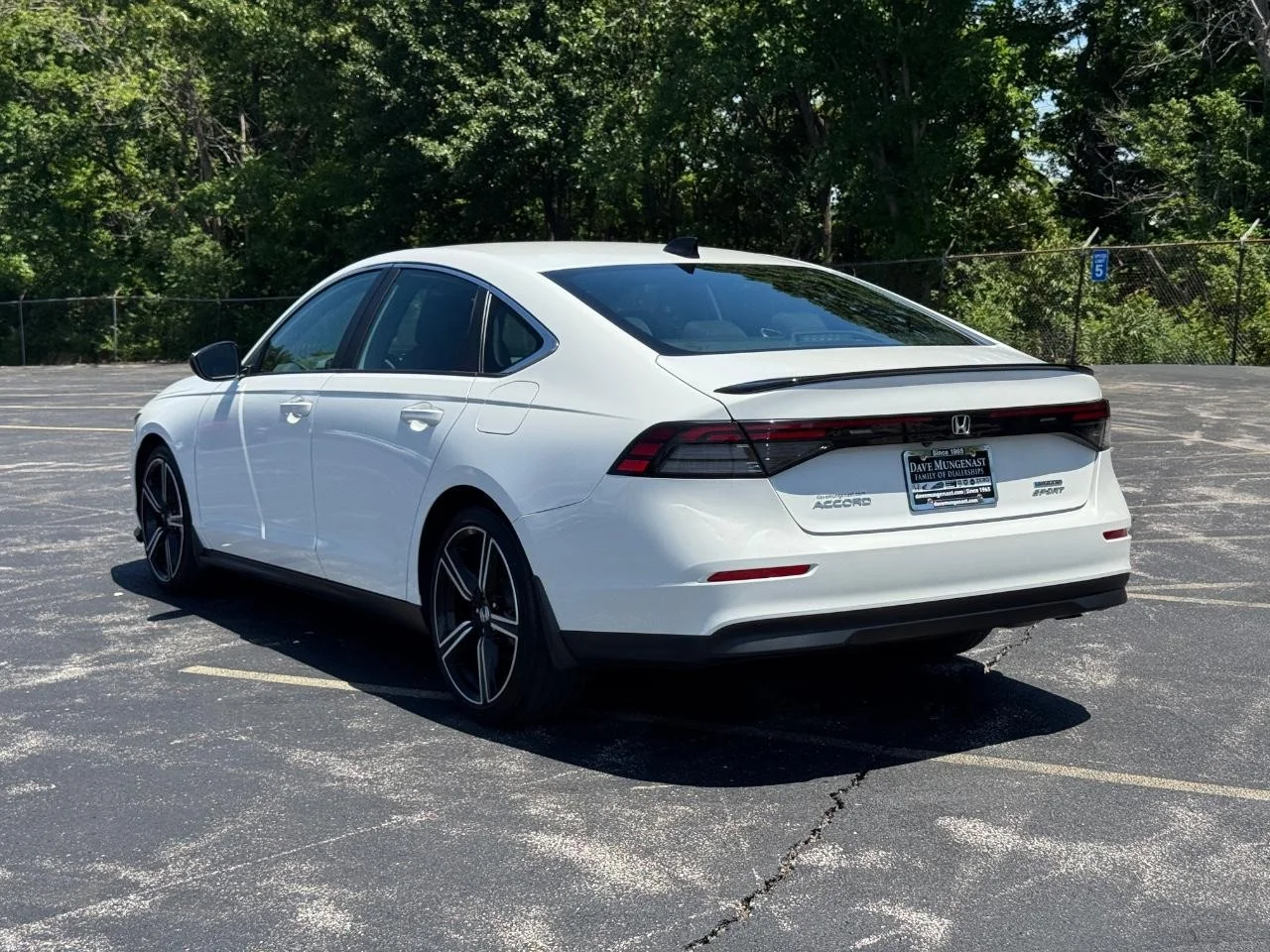 2023 Honda Accord Hybrid Sport - Photo 7