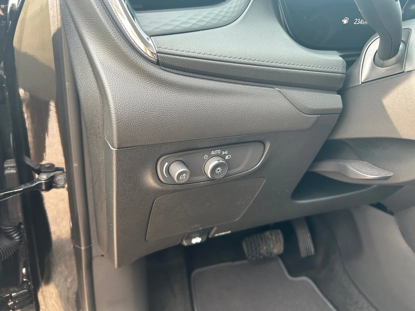 New 2026 Ebony Twilight Metallic Buick Preferred AWD image 15