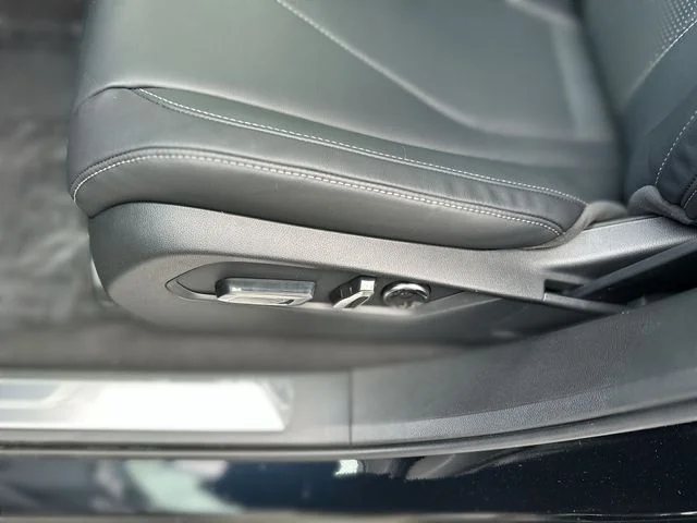 New 2026 Black Acura Technology Package image 13