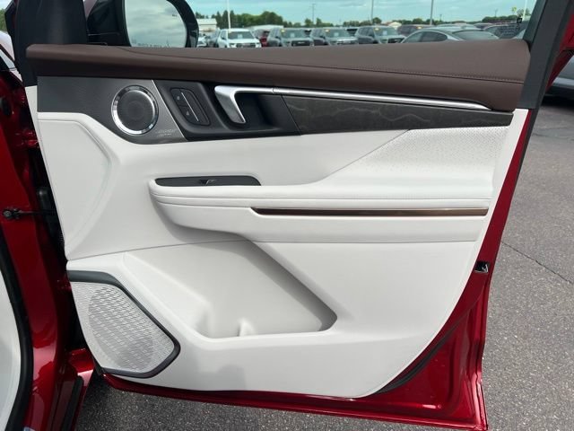 New 2026 Cherry Red Tintcoat Buick Avenir image 13