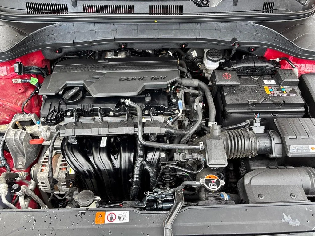 Used 2023 Red Hyundai SEL image 12