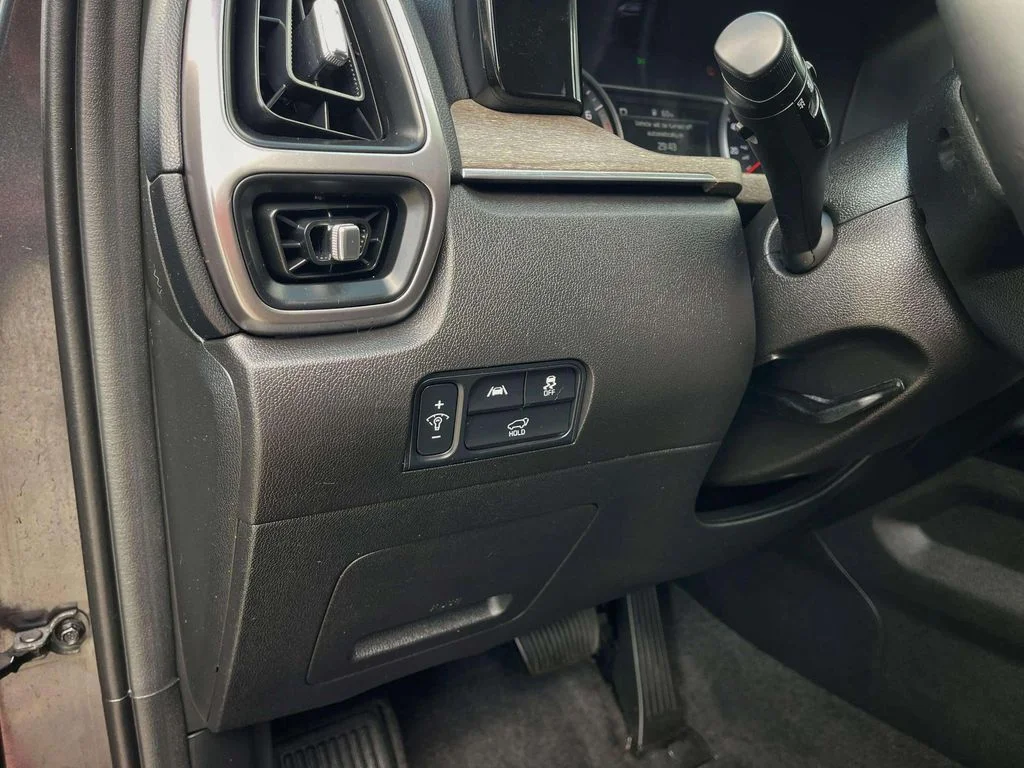 Used 2023 Gravity Gray Kia X-Line EX image 20