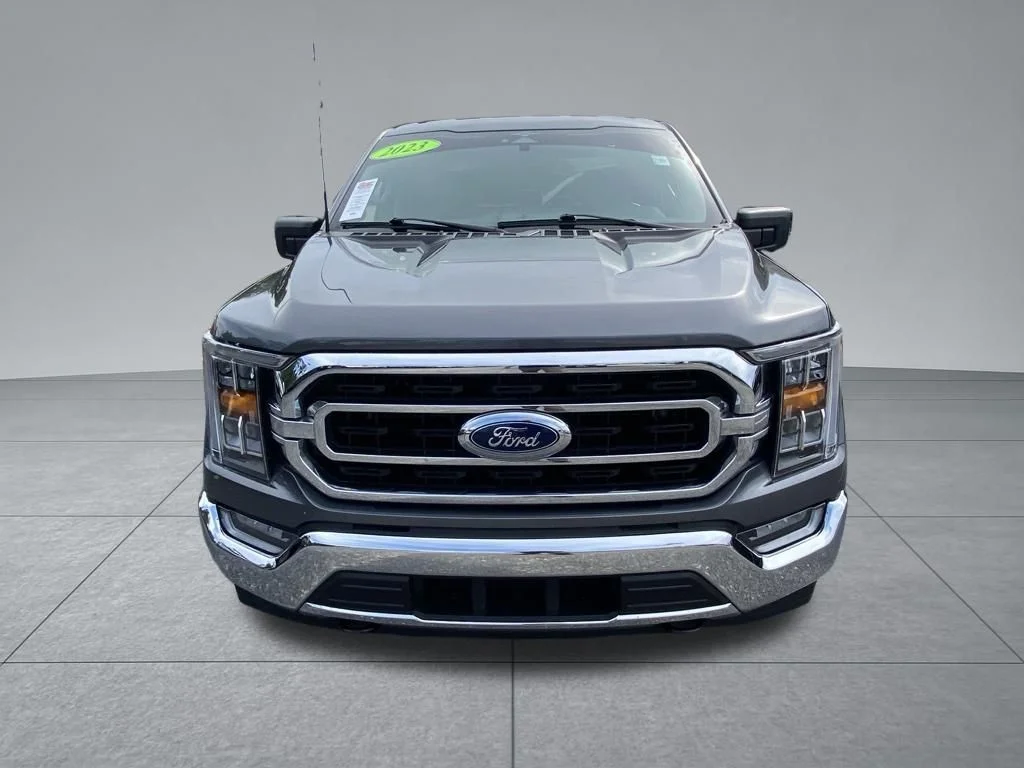Used 2023 Gray Ford XLT image 18