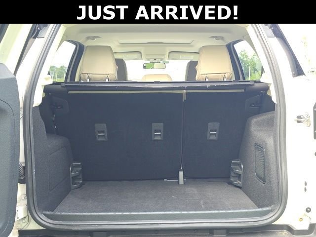 Used 2018 White Ford Titanium image 8