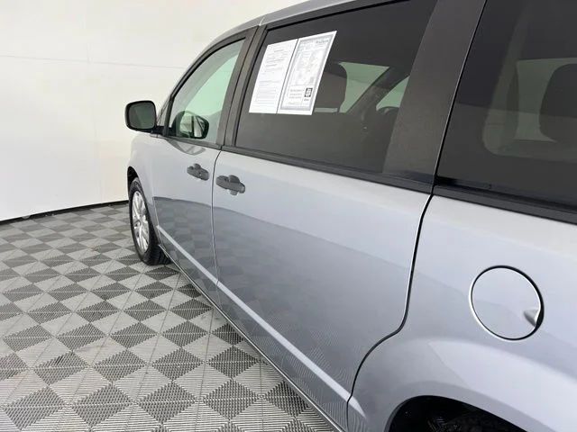 Used 2019 Silver Dodge SE image 10