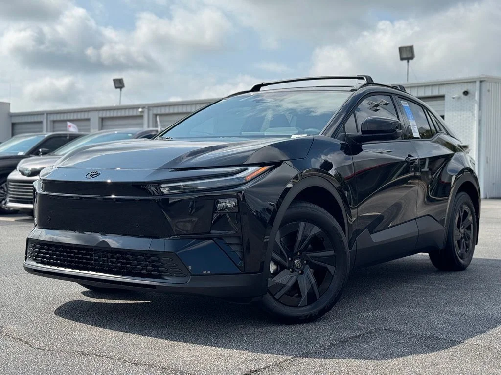 New 2026 Midnight Black Metallic Toyota SE image 6