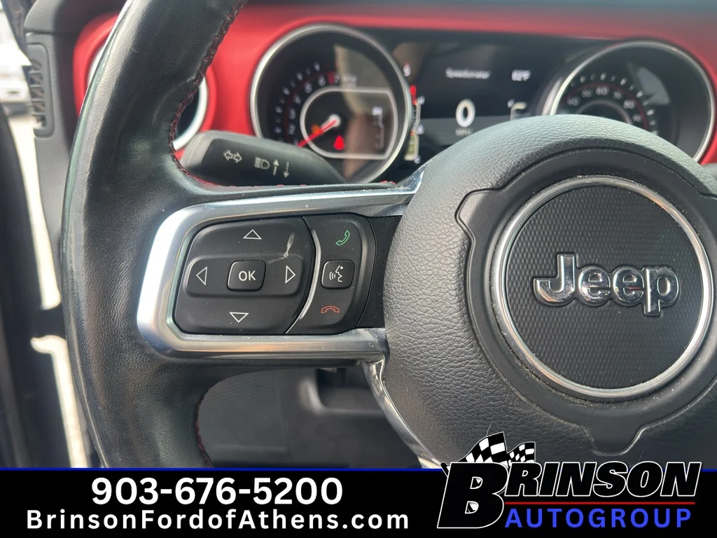 Used 2020 Granite Crystal Metallic Clearcoat Jeep Rubicon image 17