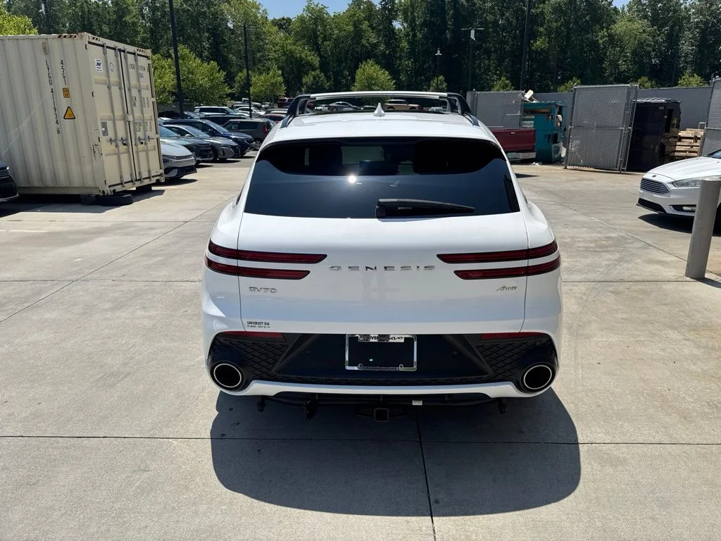 Used 2023 White Genesis 2.5T image 6