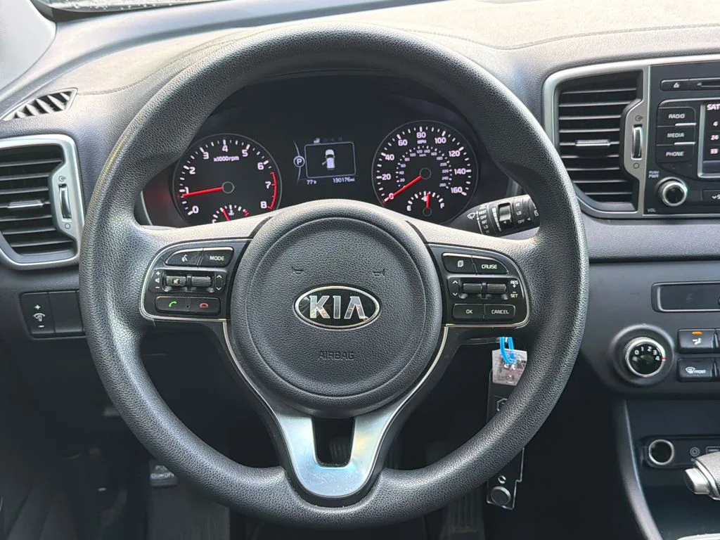 Used 2018 Red Kia LX image 23
