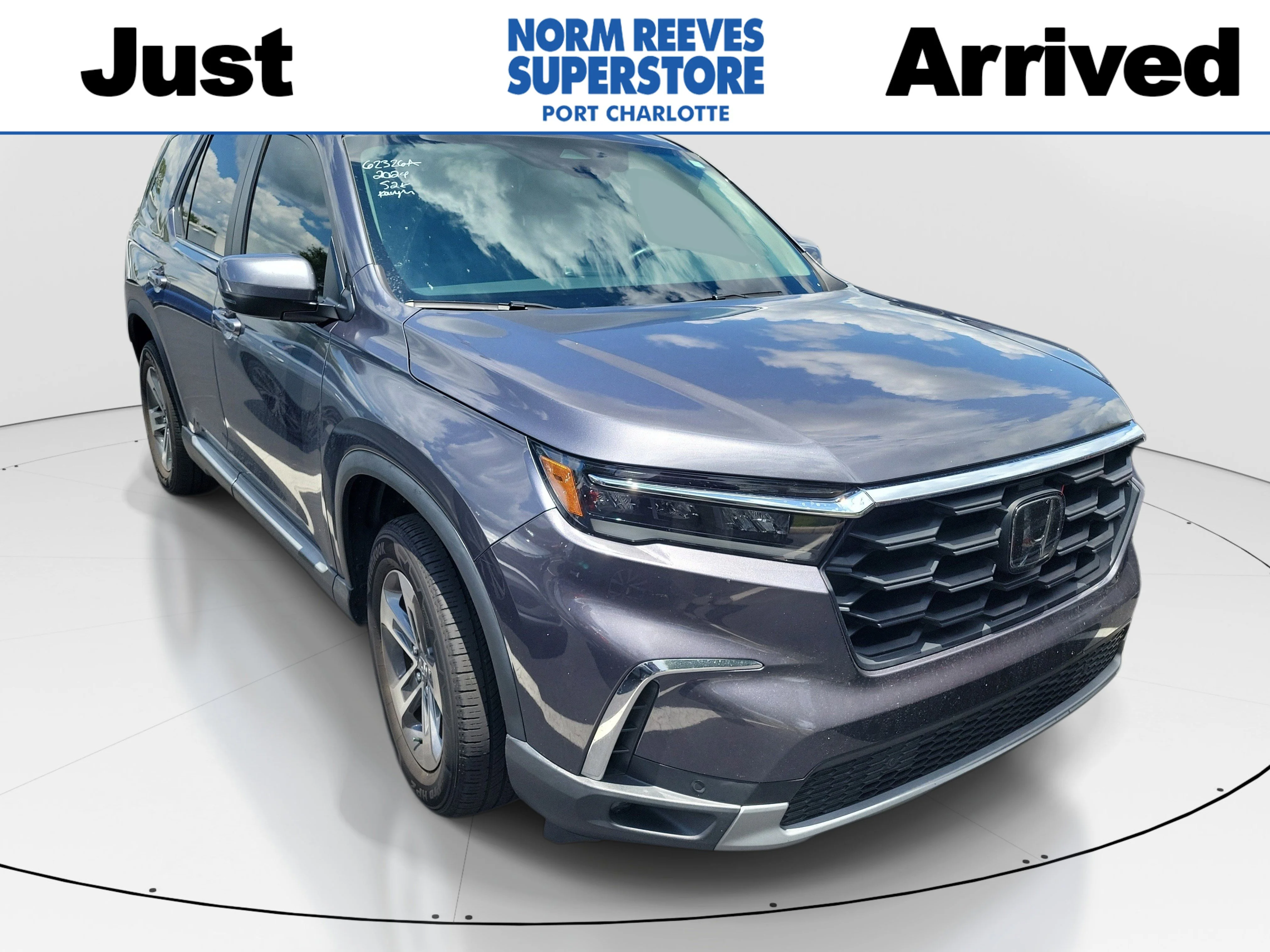 2024 Honda Pilot EX-L 7-Occupant 2WD's photo