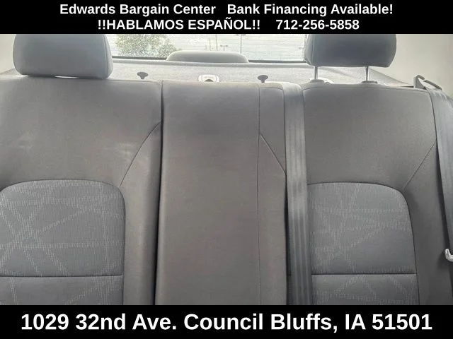 Used 2015 Silver Kia LX image 18