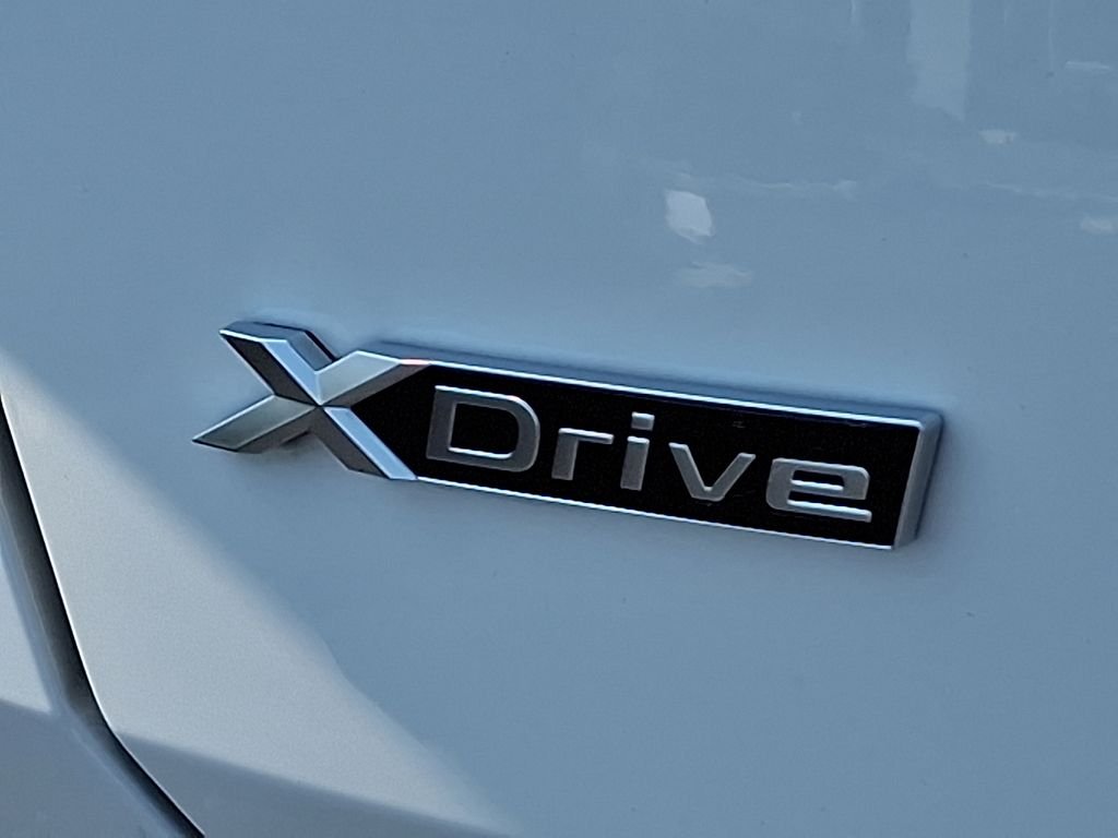 Certified Used 2026 Alpine White BMW 30 xDrive image 33