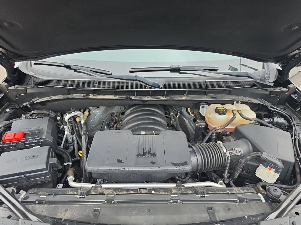 Used 2024 Black Chevrolet Premier image 10