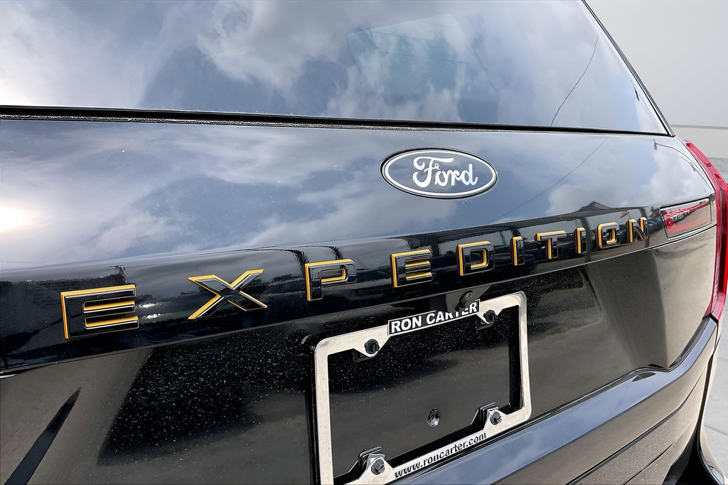 New 2026 Agate Black Metallic Ford Tremor image 16