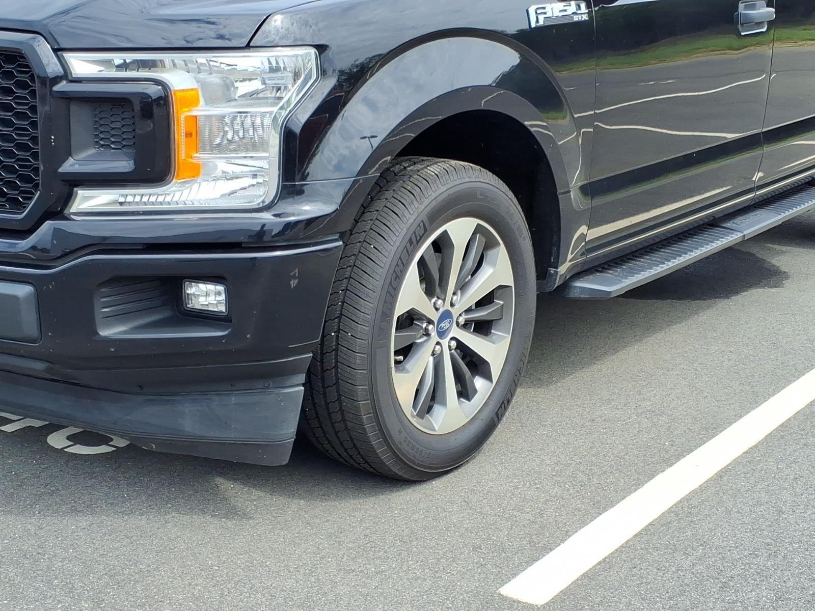 Used 2020 Agate Black Metallic Ford XL image 3