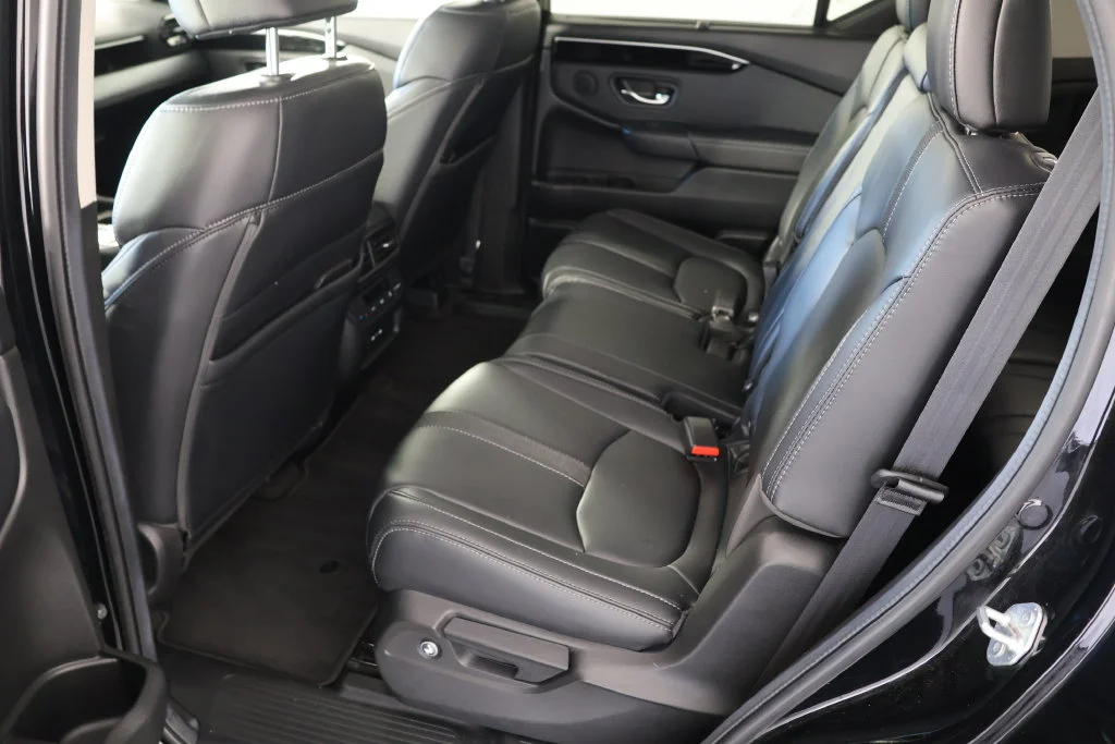 Used 2024 Black Honda EX-L image 20