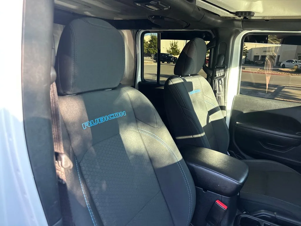 Used 2022 White Jeep Unlimited Rubicon 4xe image 39