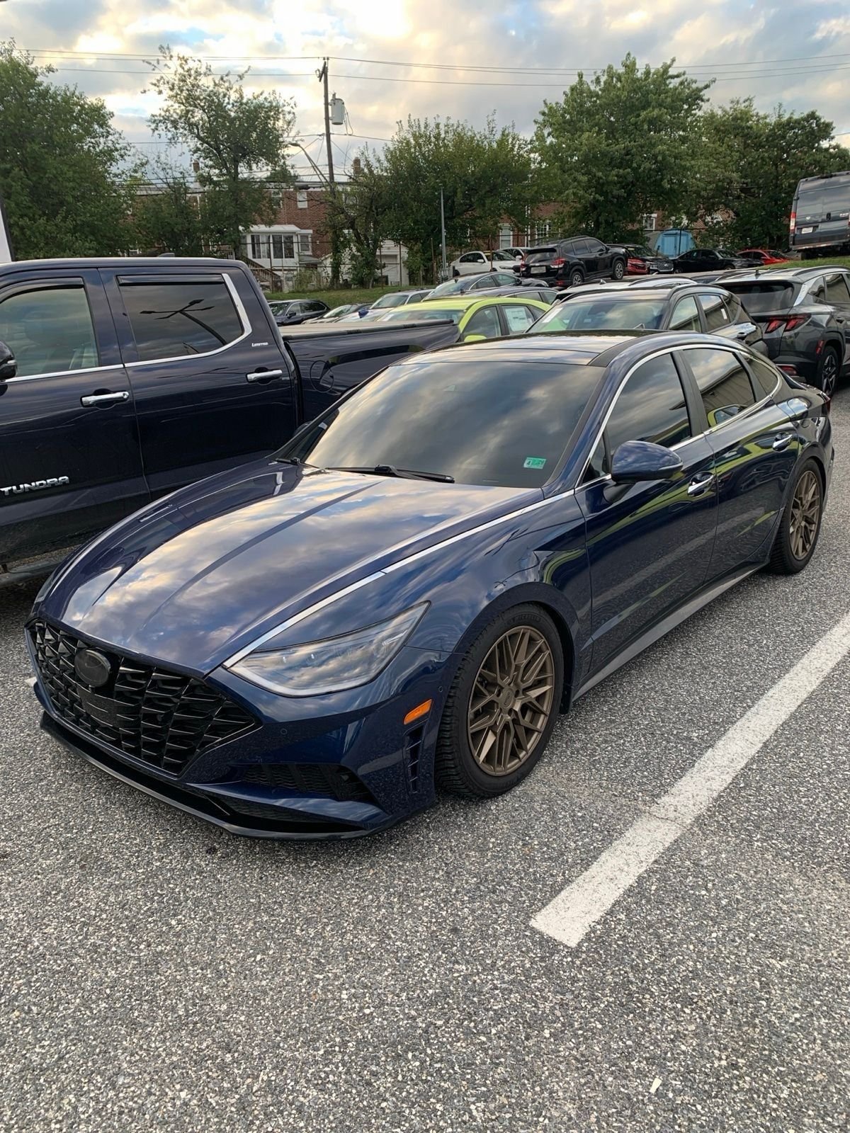 Used 2022 Blue Hyundai Limited image 1