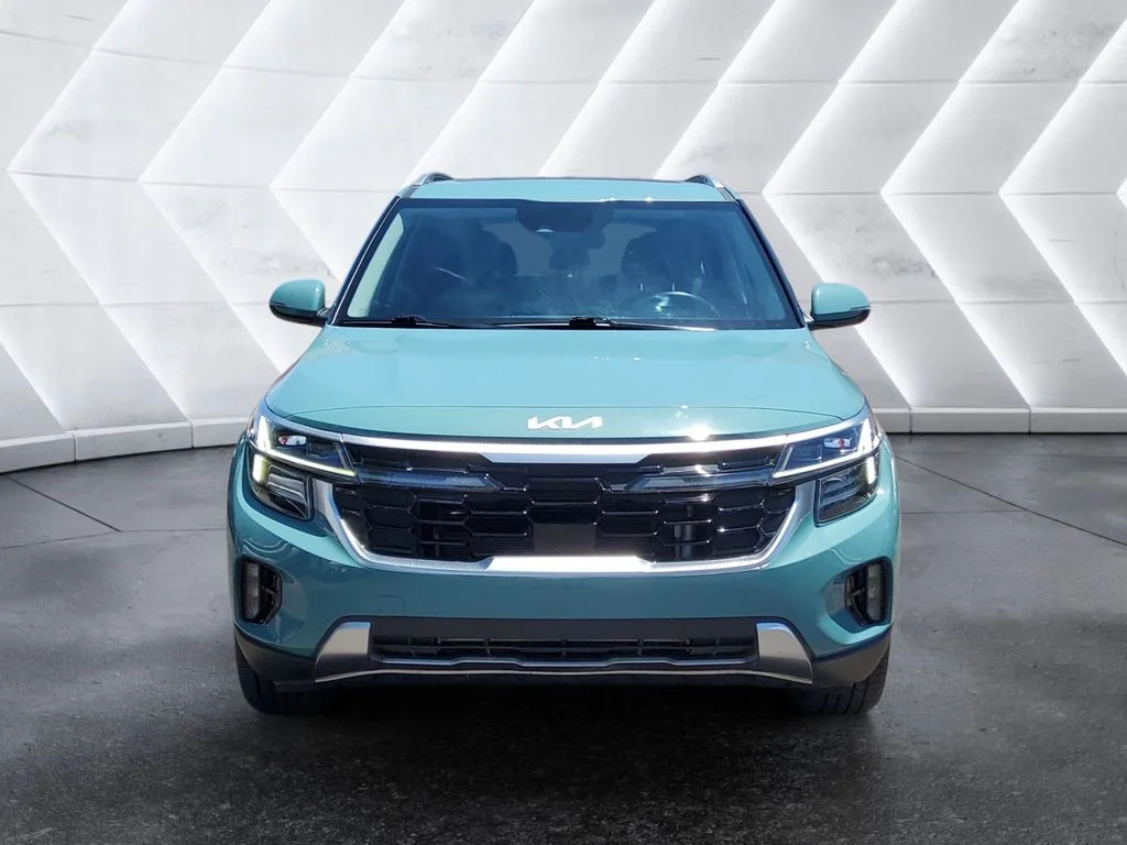 Certified Used 2024 Blue Kia SX image 2