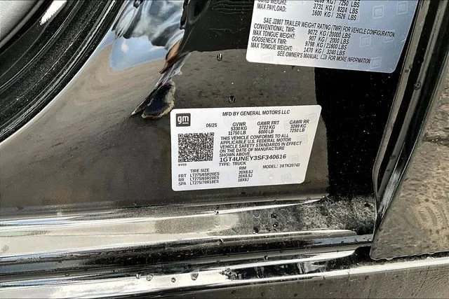 2025 GMC Sierra 2500HD SLT - Photo 14
