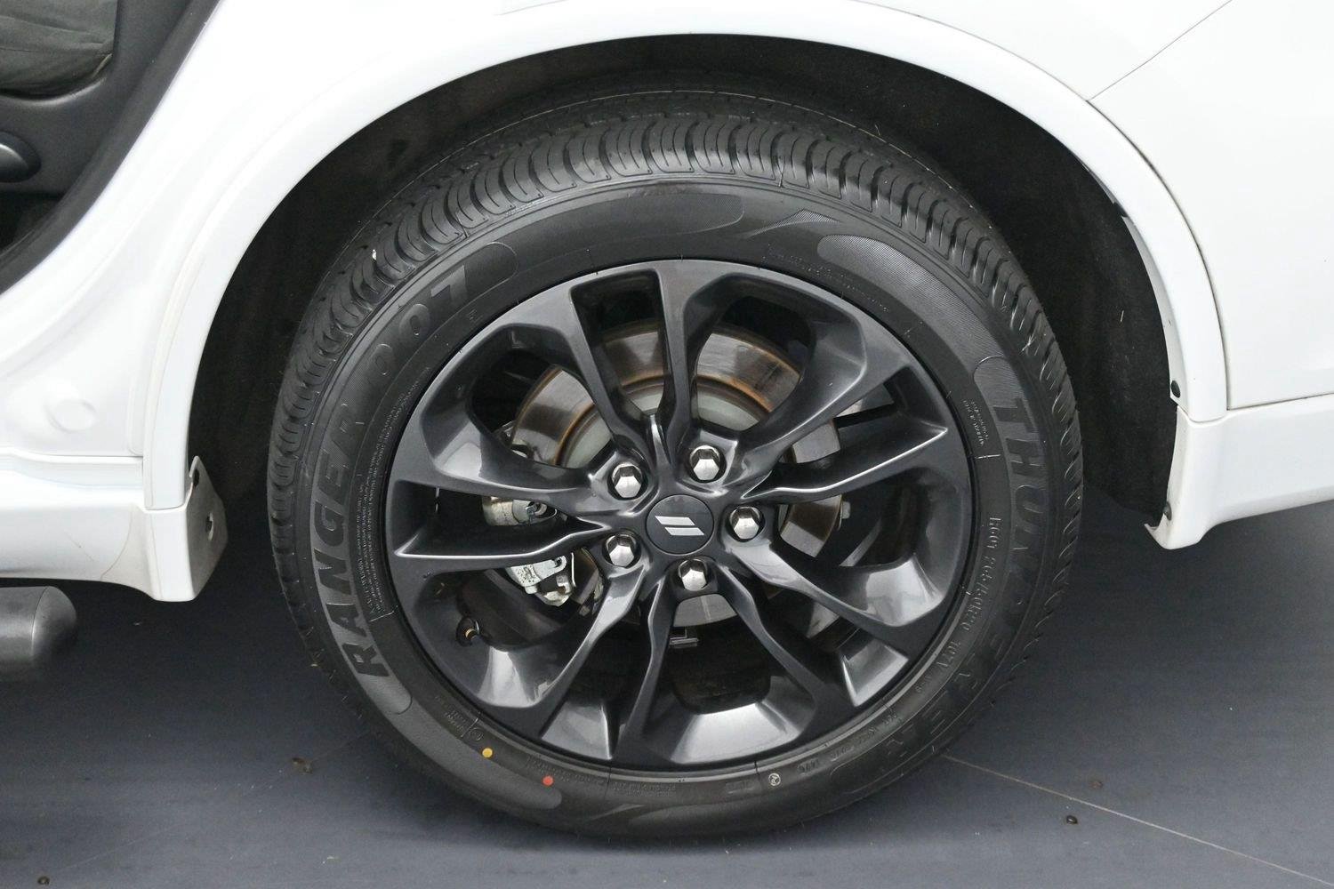 Used 2022 White Knuckle Clearcoat Dodge SXT image 37