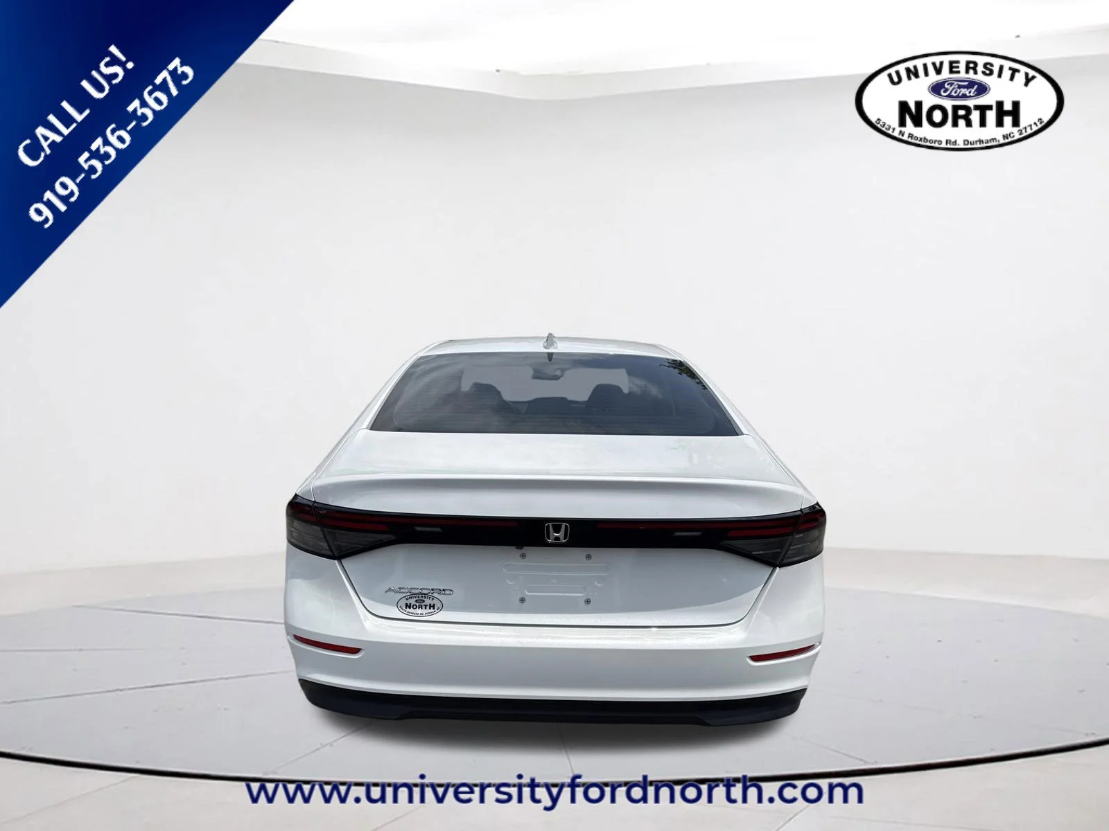 Used 2024 Platinum White Pearl Honda LX image 6