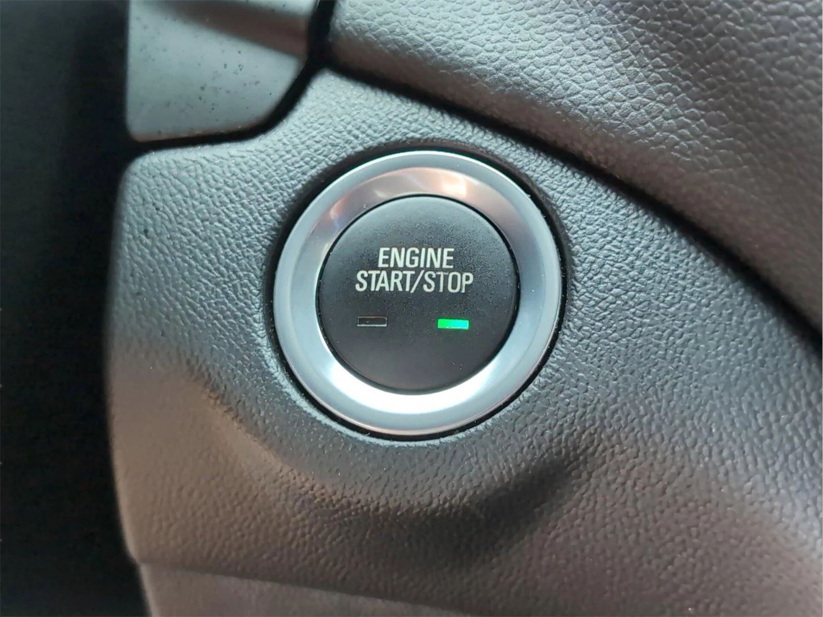 Used 2022 Iron Gray Metallic Chevrolet LT image 21